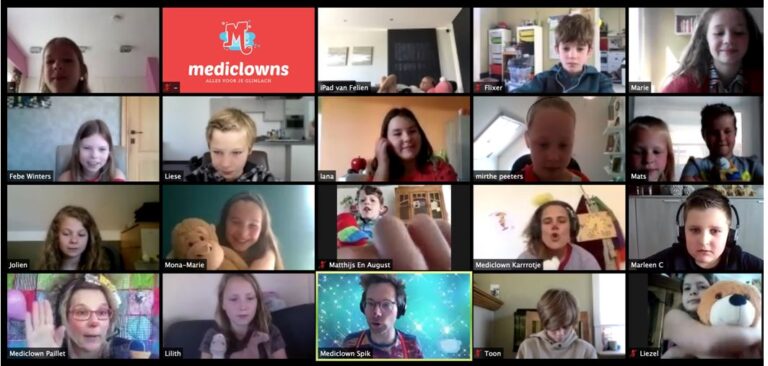 Corona leerde de Mediclowns videochatten!