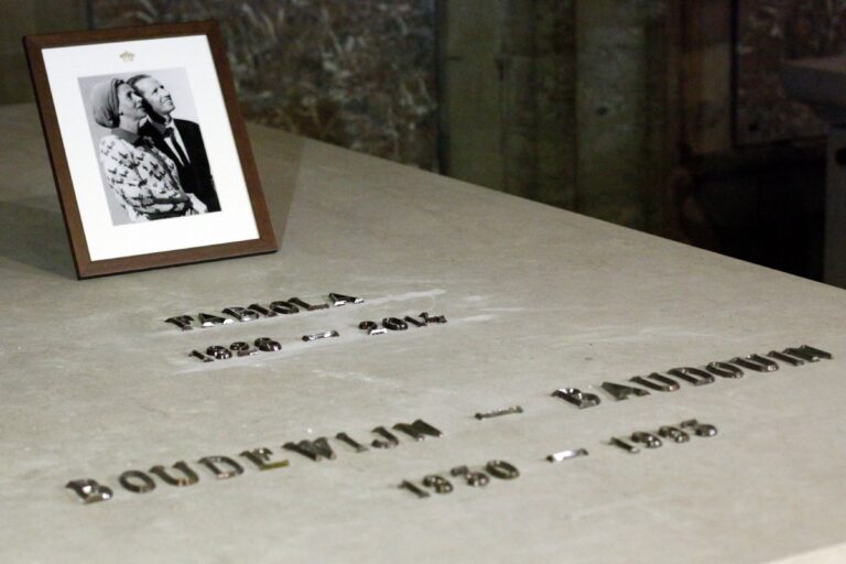 Koning Boudewijn 27 jaar geleden overleden, Koninklijke Crypte open