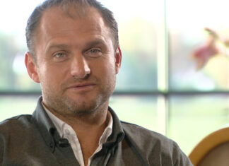 Wout Bru neemt harde beslissing: “ik moet mijn gezin drie dagen per week missen” Wout Bru