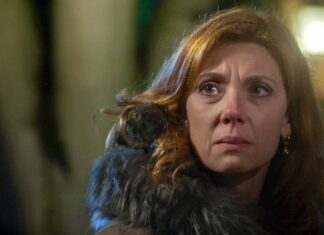 Sandrine André haalt zwaar uit: “het lijken wel barbiepoppen!”