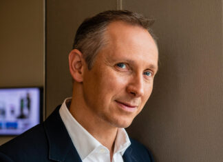 Helmut Lotti’s lief Marieke heeft er genoeg van: stapt ze naar de rechtbank? Helmut Lotti