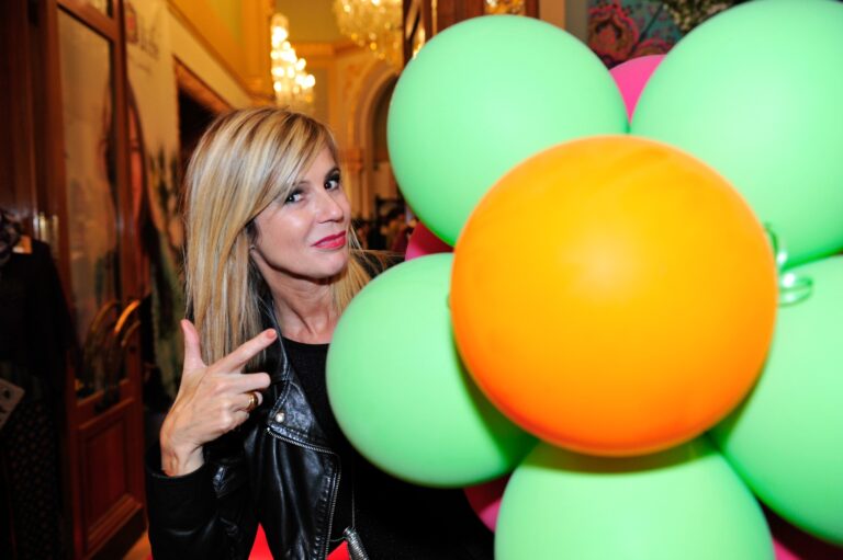 Inge Moerenhout: “ik heb nog mijn eigen borsten en billen”