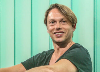 Regi tegen André Hazes: “Wat mis ik jouw hete straal”