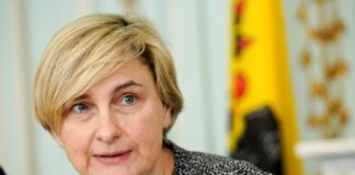 Hilde Crevits: “meerdere keren kreeg mijn moeder een miskraam” Hilde Crevits