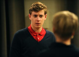 Vieren jullie mee met deze voormalige Familie-acteur? Jordi Rottier