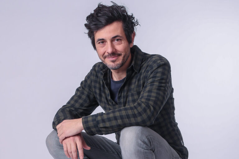 Dieter Coppens vliegt uit naar eigen kind: “dat had ik niet mogen doen”