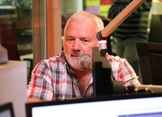 Jean-Marie Dedecker over coronavaccin : “aan dit tempo zal ik eerder sterven van ouderdom” Jean-Marie Dedecker