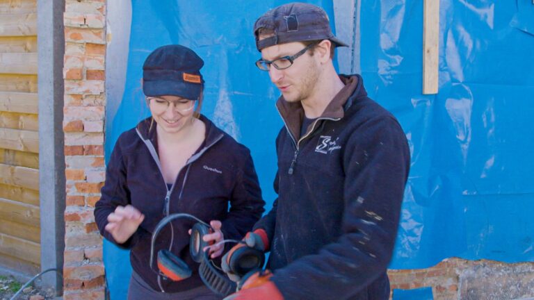 Winnie uit Blind Getrouwd dolblij: ‘Ein-de-lijk’