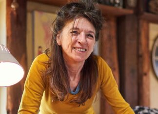 Christa Planckaert emotioneel na overlijden mémé Clara: “haar afscheid kwam te vroeg”