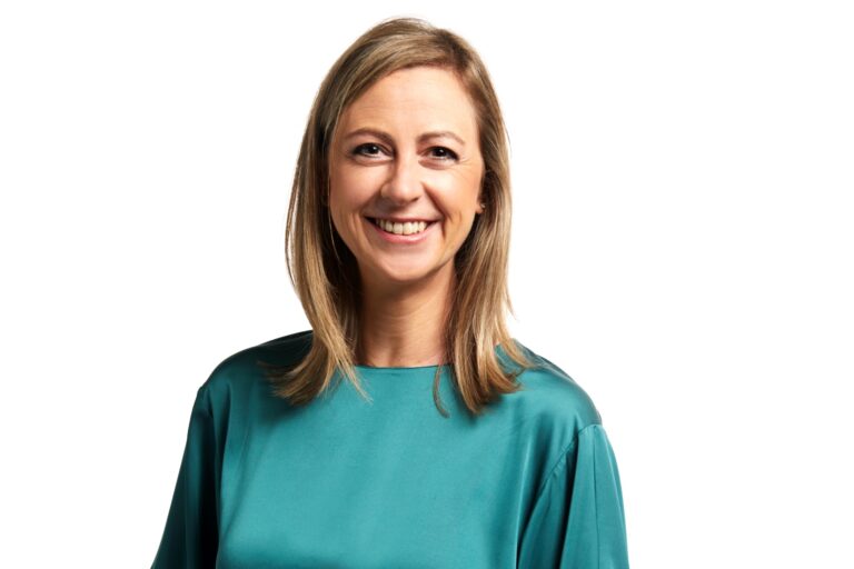 Kim Debrie haalt uit naar feestende mensen: “Ik word er mottig van”