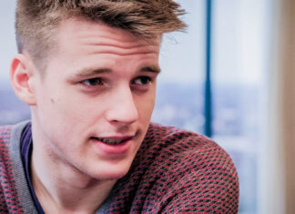 Familie-acteur Yanni Bourguignon onthult probleem uit jeugdjaren: “niet macho genoeg”