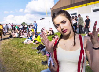 Kritiek op Olga Leyers: “verkoopster in kledingwinkel?” Olga Leyers