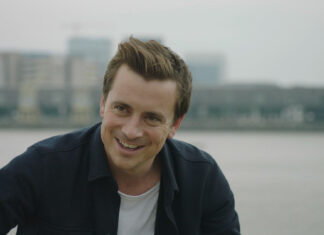 Niels Destadsbader deelt primeur