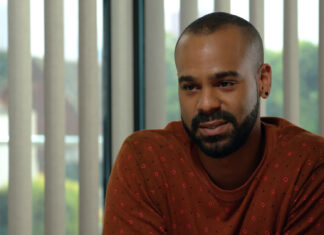 Yemi Oduwale verduidelijkt verhaallijn in Thuis: “dat was een bewuste keuze”