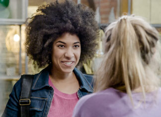 Nieuwe Familie-actrice doet opvallende onthulling: “ik kwam al eerder ter sprake”
