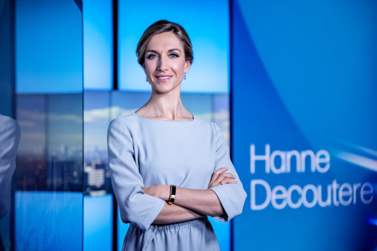 Hanne Decoutere beleeft akelig moment: “er werd op de deur van de studio gebonkt”