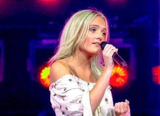 K2 Zoekt K3-finaliste: “ik werk met kindjes van asielzoekers”