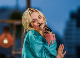 Camille volledig verrast na opvallende vraag: “dat is toch overal zo?”