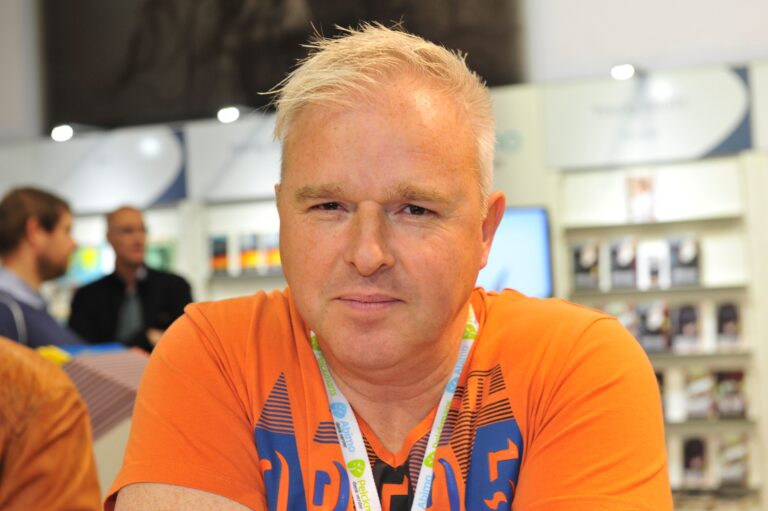 Mark Tijsmans haalt uit naar Metejoor: “Schaam je diep”