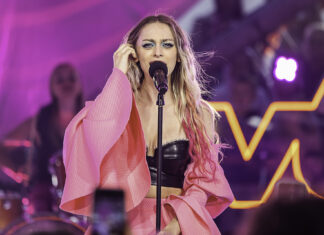 Camille krijgt opvallend bericht: “ik mis je…”