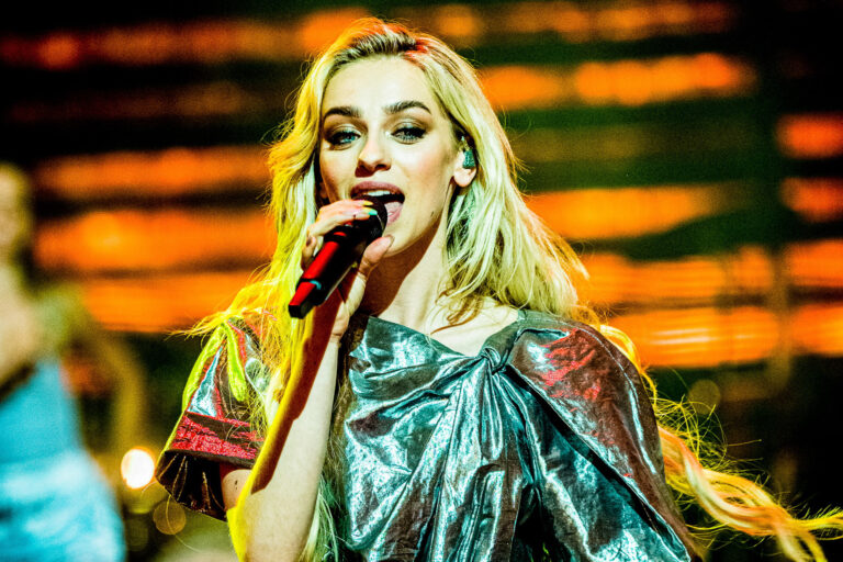 Camille kraakt na heftig nieuws: “ik heb het onderschat”