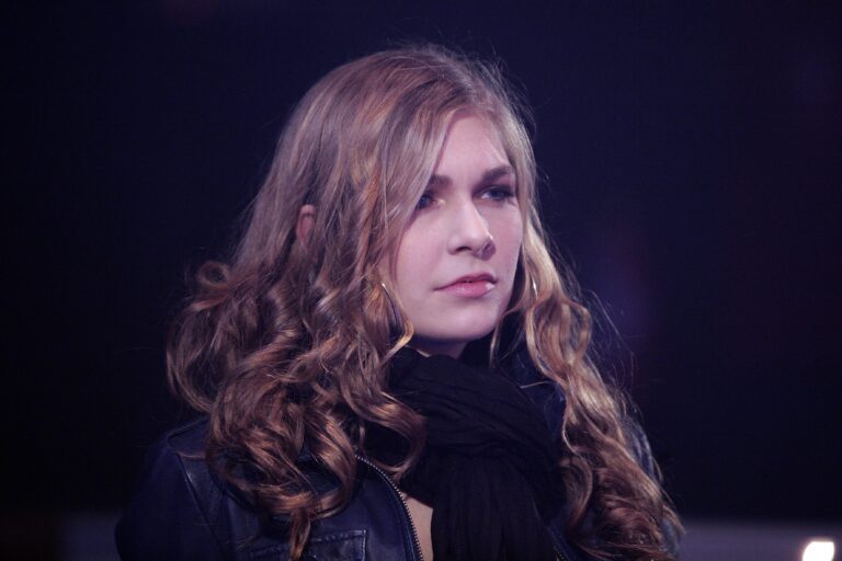 Thuis-actrice Lauren Müller: “daar was ik echt niet goed van…”