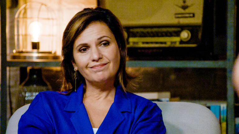 Familie-actrice Caroline Maes: “ik moest meteen uit de kleren gaan”