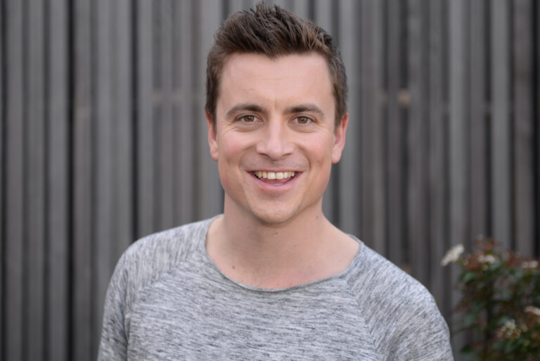 Niels Destadsbader emotioneel: “het heeft me diep geraakt”