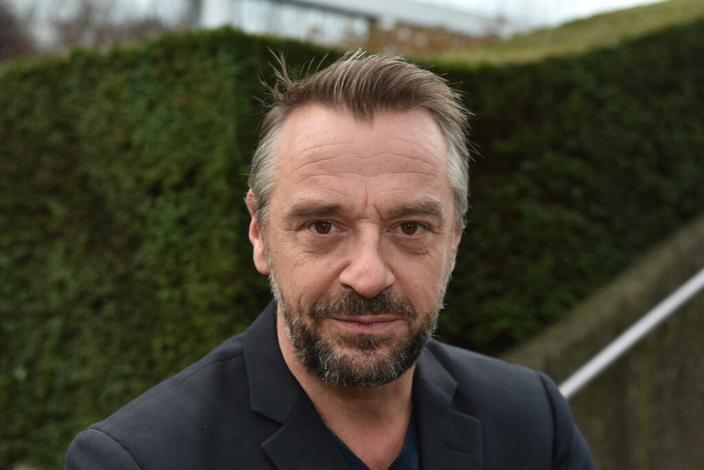 Tom Waes: “klink ik nu als een ouwe vent?”