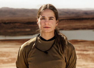 “Laura Tesoro volledig naakt naast Koen Wauters”